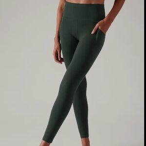Athleta Salutation Stash Tight